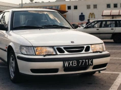 Saab 9-3 SE 2.0T – samolot na kołach | Test z „Motoru” nr 41/1998
