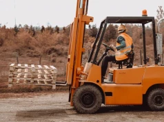 Praca w Jasionce – dobre pieniądze i szybki start