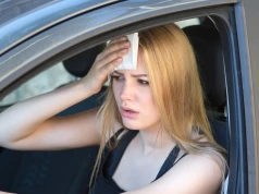 Auto stało na słońcu i ma 50 stopni w środku. Co teraz zrobić?