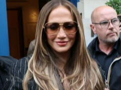 Jennifer Lopez udowadnia, że garnitur może być niezwykle modny. To hit lata 2026