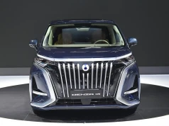 BYD uruchomił pierwszą megawatową ładowarkę w Niemczech. 97 proc. w dziewięć minut!