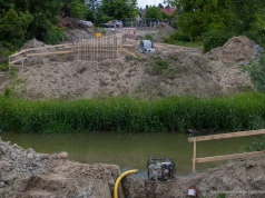 Nowy most pieszo-rowerowy na rzeszowskiej Drabiniance. Prace idą pełną parą