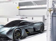 Aston Martin za ok. 1 mln dolarów z zaskakującym problemem. Brytyjczycy ogłaszają akcję serwisową