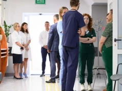 Szef rządowej agencji o milionowych zarobkach lekarzy: wynaturzenia, musimy się zabezpieczyć
