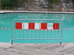 Co dzieje się na Zakrzówku? Trwa czyszczenie niecek basenowych i szczegółowe badania