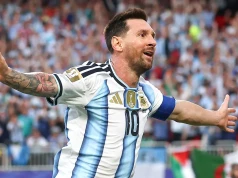 Messi zaczyna mundial: czy o piłce można mówić językiem teologii i sztuki