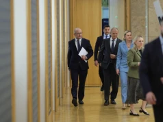 Rząd: Do szkół w całym kraju trafi 12 tysięcy zestawów „laboratoriów sztucznej inteligencji”