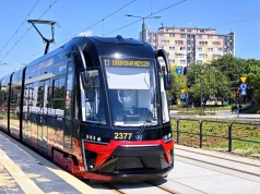 Łódź. Trasa na Śmigłego-Rydza i Niższej przed odbiorami, tramwaje w połowie lipca (zdjęcia)