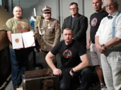 Sensacyjne znalezisko pod Pruszczem Gdańskim – fragmenty niszczyciela czołgów przekazane do muzeum