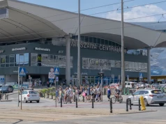 Skandal na Dworcu Centralnym. Chodzili w mundurach i zatrzymywali przyjezdnych