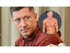 Robert Lewandowski pozazdrościł żonie? Roznegliżowany pręży mięśnie brzucha