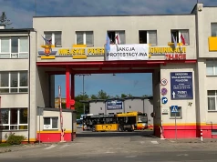 Pracownicy przeciw liberałom