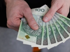 Pierwszy próg PIT miałby wzrosnąć aż do 171 000 zł. Sejm podjął decyzję