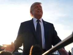 "Podpisane w Wersalu". Donald Trump ogłasza w sprawie Iranu