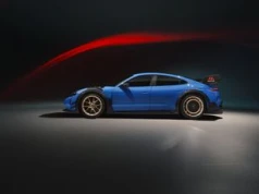 Porsche odświeżyło Taycana. Teraz ma osiem biegów, większy zasięg i specjalny pakiet torowy