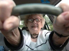 Illinois zmienia zasady odnawiania prawa jazdy dla seniorów