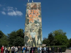 Ursus. Odsłonięto mural na 50. rocznicę Czerwca 1976. "Symbol sprzeciwu wobec władzy komunistycznej"
