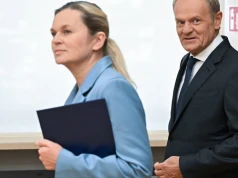 Zakaz smartfonów może wyjść poza mury szkół. Kary dopiero będą dyskutowane