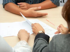 Dwa światy, jeden obowiązek. Co łączy hutnika z północy regionu i sadownika z południa po wejściu KSeF