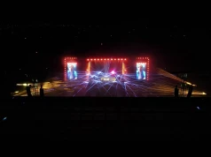Spektakl świateł nad Radomiem. Próby przed wielkim koncertem Jean-Michela Jarre’a