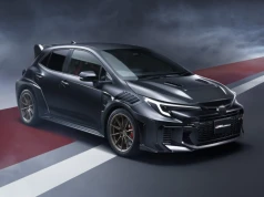Toyota wyrzuciła tylną kanapę z Corroli i stworzyła potwora