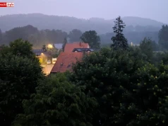 Po upalnym dniu nad regionem przechodzi burza.