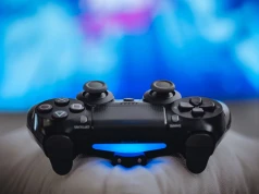 Jaki monitor do PlayStation 5? Czym kierować się przy wyborze?