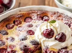 Clafoutis z czereśniami - francuski deser, który rozpływa się w ustach