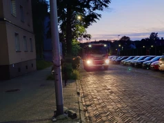 Czujniki tlenku węgla alarmowały lokatorów. Kilkadziesiąt wyjazdów strażaków – foto