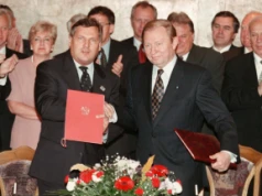 Były prezydent Kuczma zrzekł się przyznanego mu w 1997 r. Orderu Orła Białego