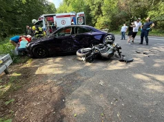 Groźnie wyglądające zdarzenie na Salmopolu. Motocyklista zderzył się zosobówką