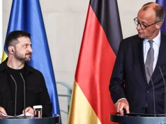 Ukraińcy zwracają polskie odznaczenia. Ambasador Niemiec zabrał głos