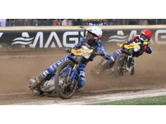 Grand Prix nocną porą. Ulewa, awarie i triumf Bartosza Zmarzlika we Wrocławiu! Polak znów liderem cyklu