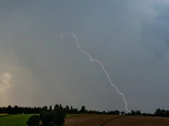 Silne burze prognozowane dziś w województwie lubelskim. Możliwe ulewy, grad i porywy wiatru do 100 km/h