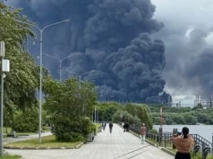 Najpierw słabnie władza, potem ludzie wychodzą na ulice
