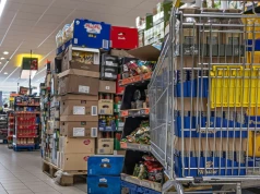 Handel daje pracę setkom tysięcy Polaków. W marketach rządzą kobiety
