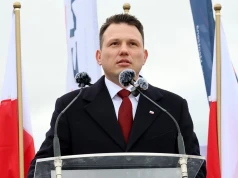 Po odebraniu orderu Zełeńskiemu, swoje ordery zwrócili też…