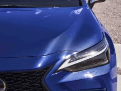 Polacy i cała Europa rzucili się na tego SUV-a. Wypasiony Lexus tańszy o 60 tys. zł