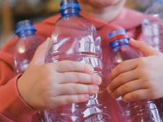 Rekordowa zbiórka w polskiej szkole. Do butelkomatu wrzucono 40 tys. opakowań kaucyjnych