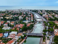 Nie tylko Wenecja. Te włoskie miasta mają poważny problem z nadmierną turystyką
