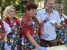 Przystanek Koninkowo. Kopytka i kolejka retro podbiły serca mieszkańców