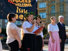 Protest w Rzeszowie w obronie pamięci Henry’ego Nowaka. Uczestnicy sprzeciwiali się masowej migracji