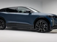 Renault Megane powraca w nowej formie. Lepsza bateria i większy zasięg