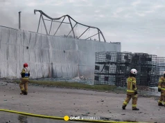 Pożar fabryki aerozoli w Charnowie. Straż przekazała najnowsze informacje