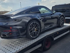Czy można jechać dalej? 7 sygnałów, że auto powinno trafić na lawetę