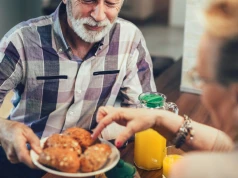 Podnosi cholesterol bez twojej winy. Nie tylko zła dieta czy brak ruchu się liczą