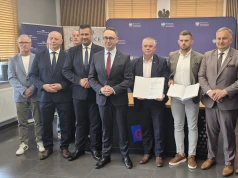 Ostatnia umowa na parkingi z Programu Przystankowego w woj. łódzkim podpisa