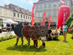 Cieszyńskie smaki, góralska muzyka i zbójnickie zabawy. Nasz region zaprezentował się w Pradze