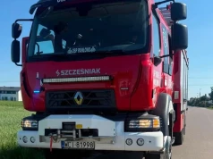 Motorowerem w golfa. Zdarzenie drogowe w Kargoszynie koło Ciechanowa
