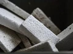 Te litery i liczby na styropianie mówią więcej niż nazwa producenta. Wyjaśniamy, jak je czytać